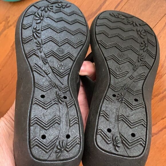 Okabashi 6.5 - 7.5 sandals - Picture 2 of 3